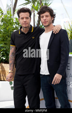 Cannes, France. 11th May 2018. Producer Sebastian Ortega and Director Luis Ortega at the El Ángel (L’Ange) film photo call at the 71st Cannes Film Festival, Friday 11th May 2018, Cannes, France. Photo credit: Doreen Kennedy Credit: Doreen Kennedy/Alamy Live News Stock Photo