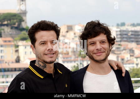 Cannes, France. 11th May, 2018. CANNES, FRANCE - MAY 11: (L-R) Producer Sebastian Ortega and director Luis Ortega attend the photocall for 'El Angel' during the 71st annual Cannes Film Festival at Palais des Festivals on May 11, 2018 in Cannes, France. Credit: Frederick Injimbert/ZUMA Wire/Alamy Live News Stock Photo
