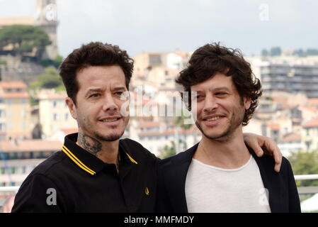 Cannes, France. 11th May, 2018. CANNES, FRANCE - MAY 11: (L-R) Producer Sebastian Ortega and director Luis Ortega attend the photocall for 'El Angel' during the 71st annual Cannes Film Festival at Palais des Festivals on May 11, 2018 in Cannes, France. Credit: Frederick Injimbert/ZUMA Wire/Alamy Live News Stock Photo