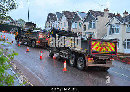 Bristol, UK. 11th May 2018. Workmen seen carrying out overnight resurfacing of the Wells Road A37, outbound Broadfield Road to Airport Road on Friday 11th may .Part of a larger on going scheme. Bristol City Council and North East Somerset Council made a joint bid to the Department of Transport for the Local Highways Maintenance Challenge Fund. Total amount awarded which includes a contribution from each authority is £6.4m Proposed carriageway reconstruction A4 and A4174 Corridors. Robert Timoney/Alamy/Live/News Stock Photo