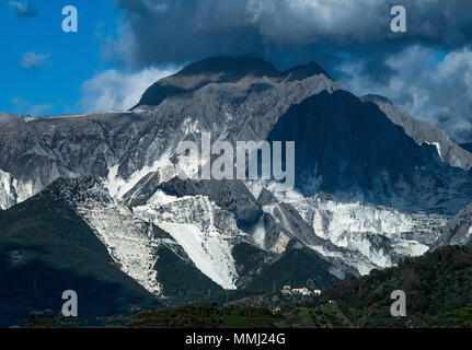 Carrara marble quarries, Tuscany, Italy. Stock Photo