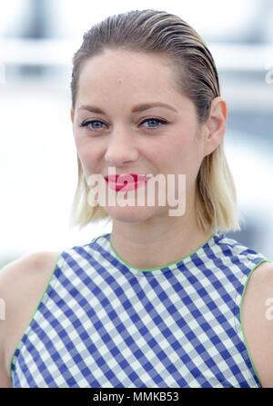 Cannes, France. 12th May 2018. Marion Cotillard Actress Angel Face. Photocall. 71 St Cannes Film Festival Cannes, France 12 May 2018 Dja938 71 St Cannes Film Festival Credit: Allstar Picture Library/Alamy Live News Stock Photo