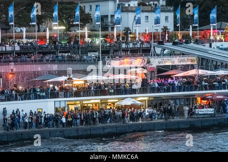11 May 2018, Germany, Hamburg: Visitors of the Festival surrounding Hamburg Port's 829th Anniversary enjoying the evening of the second day. Photo: Markus Scholz/dpa Credit: dpa picture alliance/Alamy Live News Stock Photo