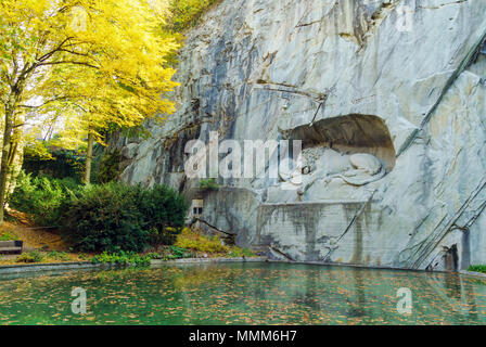 Famous Lion Monument (1820) by Bertel Thorvaldsen, commemorates Swiss guard massacred during French Revolution, Lucerne, Switzerland Stock Photo