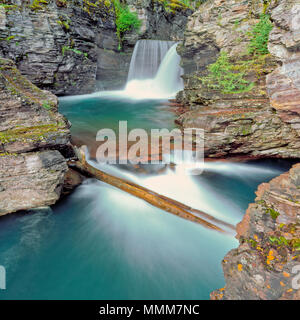 saint mary falls in glacier national park, montana Stock Photo - Alamy