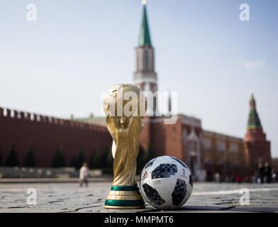 adidas telstar red