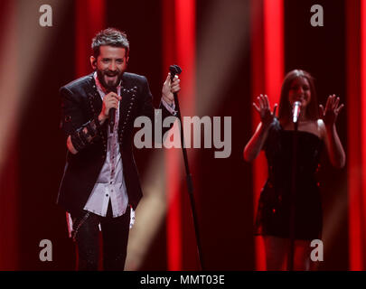 Portugal, Lisbon. 12th May 2018.   Albania's Eugent Bushpepa performs 'Mall' at the finals of the 63rd Eurovision Song Contest. Photo: Jörg Carstensen/dpa Credit: dpa picture alliance/Alamy Live News Stock Photo