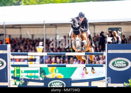 Windsor, Berkshire, UK. 13th May, 2018. Windsor, UK. 13th May, 2018. Windsor, UK. 13th May, 2018. Day 5. Royal Windsor Horse Show. Windsor. Berkshire. UK.  Showjumping. Rolex Grand Prix. William Whitaker in Utamro D Ecaussines. GBR 4th place.13/05/2018. Credit: Sport In Pictures/Alamy Live News Credit: Sport In Pictures/Alamy Live News Credit: Sport In Pictures/Alamy Live News Stock Photo