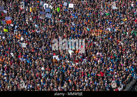 MARCH 24, 2018: Washington, D.C. Hundreds of thousands gather on Pennsylvania Avenue, NW in 'March for Our Lives' Rally and Protest, Washington D.C. - view from the NEWSEUM balcony overlooking PA Avenue Stock Photo