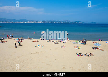 Sandy bathing beach of Saint-Aygulf, Departements Var, Alpes-Maritimes, South France, France, Europe Stock Photo