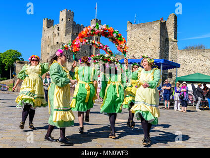 Bishop Gundulfs Morris garland dancers performing at the Rochester Sweeps Festival Stock Photo