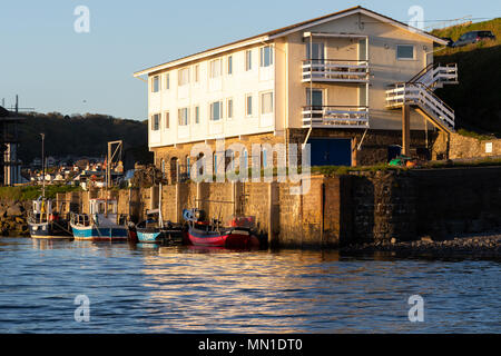 Aberystwyth, Ceredigion, Wales, UK 13th May 2018 UK Weather: Reflections in the harbour as Aberystwyth enjoys blue skies and sunshine this evening. © Ian Jones/Alamy Live News. Stock Photo