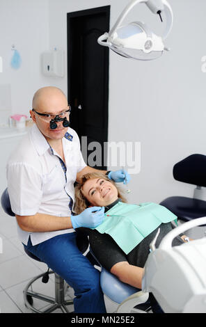 woman on reception at the dentist