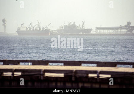 Mina Al Ahmadi Refinery and oil exporting terminal, 45 km south of Kuwait City is the main export terminal for Kuwait's oil industry, at the northern end of the Arabian Gulf. Stock Photo