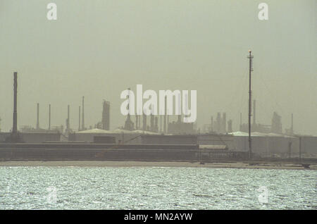 Mina Al Ahmadi Refinery and oil exporting terminal, 45 km south of Kuwait City is the main export terminal for Kuwait's oil industry, at the northern end of the Arabian Gulf. Stock Photo