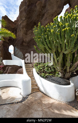 LAGOMAR MUSEUM, LANZAROTE, CANARY ISLANDS, SPAIN: Stairs descending at the beautiful house of actor Omar Sharif designed by Jesus Soto. Stock Photo