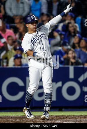 Christian Villanueva, durante el partido de beisbol de los Dodgers de Los Angeles contra Padres de San Diego, durante el primer juego de la serie las Ligas Mayores del Beisbol en Monterrey, Mexico el 4 de Mayo 2018. (Photo: Luis Gutierrez) Stock Photo