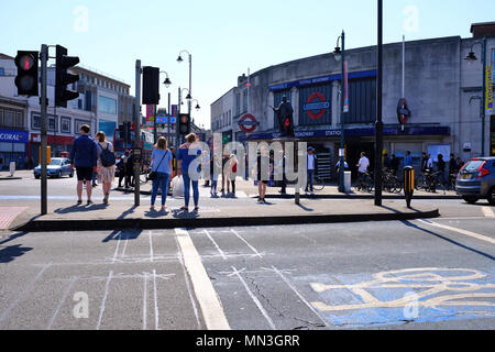 Tooting Broadway tube station, Tooting High St, London, UK Stock Photo