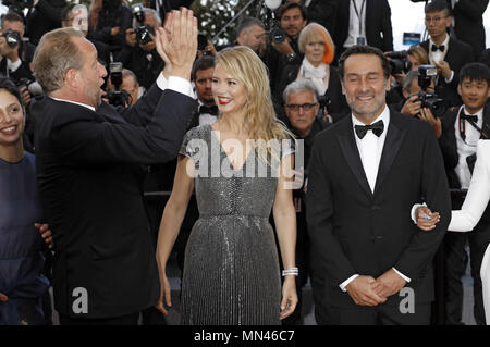 Benoit Poelvoorde, Virginie Efira and Gilles Lellouche attending the 'Sink or Swim / Le grand bain' premiere during the 71st Cannes Film Festival at the Palais des Festivals on May 13, 2018 in Cannes, France | Verwendung weltweit Stock Photo