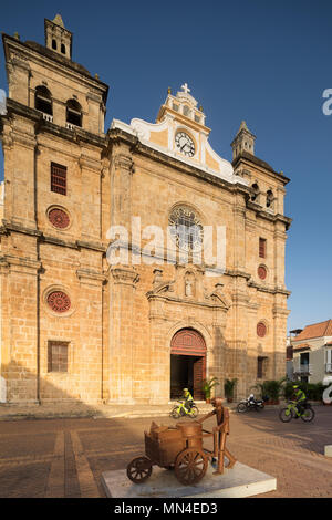 Plaza San Pedro Claver, the Old Town, Cartagena, Colombia Stock Photo