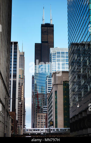 Vertical view of Chicago's skyscraper buildings on a sunny day. Stock Photo