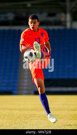 Proact Stadium, Derbyshire, UK. 14th May, 2018. UEFA Under 17 European Championships, quarter finals, Netherlands U17s versus Republic of Ireland U17s; Elayis Tavsan of the Netherlands jumps to control the ball Credit: Action Plus Sports/Alamy Live News Stock Photo