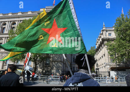 London UK.15th May 2018. Members of Free Turkey Media protest outside Downing Street calling to free journalists imprisoned in Turkey and free speech restrictions by President Recep Tayyip Erdoğan who is on a three day visit to the United Kingdom and is preparing to meet British Prime Minister Theresa May at Downing  Street Credit: amer ghazzal/Alamy Live News Stock Photo