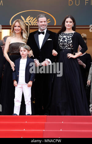 Cannes, France. 15th May 2018. Cannes, France. 15th May 2018. Kelly Preston (L) and John Travolta of 'Gotti' pose with their children Ella Bleu Travolta (R) and Benjamin Travolta at work at the Solo: 'A Star Wars Story' premiere during the 71st Cannes Film Festival at the Palais des Festivals on May 15, 2018 in Cannes, France. Credit: John Rasimus/Media Punch ***FRANCE, SWEDEN, NORWAY, DENARK, FINLAND, USA, CZECH REPUBLIC, SOUTH AMERICA ONLY*** Credit: MediaPunch Inc/Alamy Live News Stock Photo