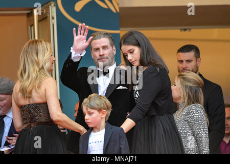 CANNES, FRANCE - MAY 15: Kelly Preston, Benjamin Travolta, John Travolta and Ella Travolta attend the screening of 'Solo: A Star Wars Story' during the 71st annual Cannes Film Festival at Palais des Festivals on May 15, 2018 in Cannes, France Credit: BTWImages/Alamy Live News Stock Photo