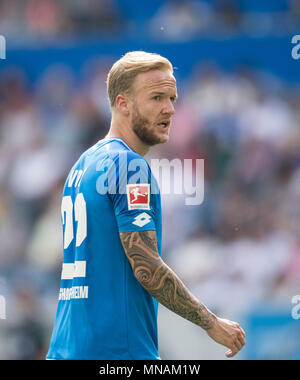 Sinsheim, Deutschland. 12th May, 2018. Kevin VOGT (1899) Football 1. Bundesliga, 34. matchday, TSG 1899 Hoffenheim (1899) - Borussia Dortmund (DO) 3: 1, on 12.05.2018 in Sinsheim/Germany. | usage worldwide Credit: dpa/Alamy Live News Stock Photo