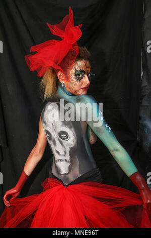 Living Art Show and body painting show organised by Liz Bylett for the ...