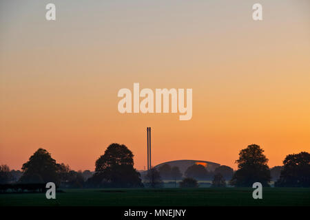Sunrise over Ardley Energy Recovery Facility.  Ardley Incinerator. Oxfordshire. UK Stock Photo