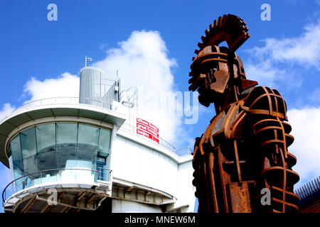 A statue of the Roman centurion Sentius Tectonicus at Segedunum fort in ...