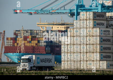 Apm terminals container ship port hi res stock photography and