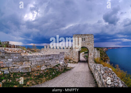 Cape Kaliakra, Bulgaria, dramatic storm comming at Black Sea. Old abandoned fortress by the sea. Important trousitic attraction. Stock Photo