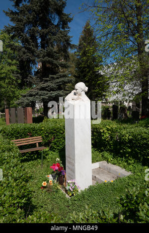 Nadezhda Alliluyeva, second wife of Soviet dictator Joseph Stalin, and ...