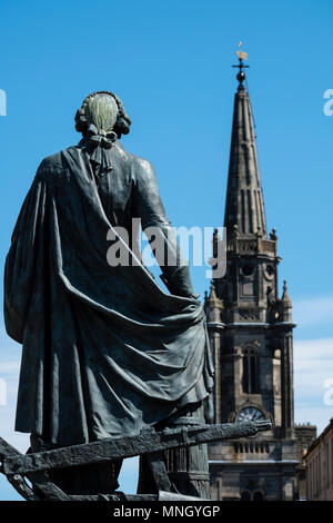 Statue of Adam Smith on the Royal Mile in Edinburgh, Scotland, UK Stock Photo