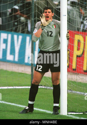 Football:  Feijenoord Stadion in Rotterdam, Netherlands 02/07/2000 UEFA Euro 2000 tournament , Final  France vs. Italy 2:1 --- Francesco TOLDO (Italy) Stock Photo