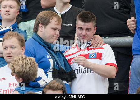 Frankfurt, Deutschland. 21st Feb, 2016. disappointed fans from HSV Hamburg Hamburg after the end of the game on the Tribune; Soccer 1. Bundesliga, Season 2017/2018, 33. matchday, Eintracht Frankfurt (F) - HSV Hamburg Hamburg Hamburg (HH) 3: 0, on 05/05/2018 in Frankfurt/Main/Germany. | usage worldwide Credit: dpa/Alamy Live News Stock Photo