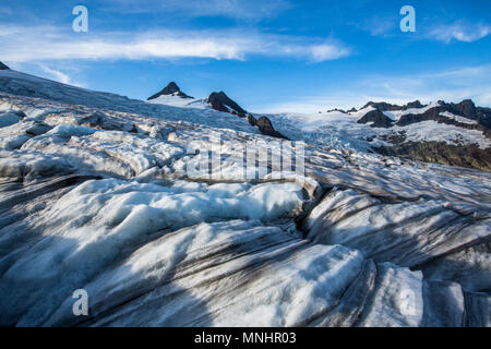 Glaciers covering slope of Mount Shuksan in North Cascades National Park, Washington State, USA Stock Photo