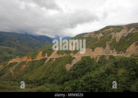 Typical mountain road in the colombian andes near San Gil, Colombia Stock Photo