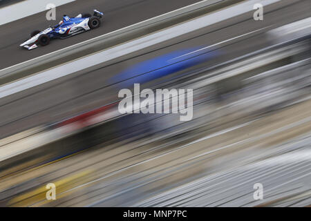 Indianapolis, Indiana, USA. 18th May, 2018. GRAHAM RAHAL (15) of the United States brings his car down the frontstretch during ''Fast Friday'' practice for the Indianapolis 500 at the Indianapolis Motor Speedway in Indianapolis, Indiana. Credit: Chris Owens Asp Inc/ASP/ZUMA Wire/Alamy Live News Stock Photo