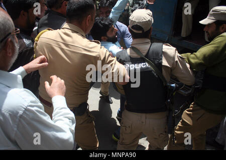 Srinagar, Kashmir. 19th May, 2018.  Indian Police detain a Supporters of Jammu&  Liberation Front (JKLF) against a daylong strike and a march to the commercial hub and main city  to protest ModiÕs visit., curfew like Restrictions in Parts of valley.on PM Modi arrives in Jammu and  on day-long visit.This is his second visit to Leh, a Himalayan town sharing border with Pakistan and China and located 450 km north of the stateÕs summer capital city of Srinagar.©Sofi Suhail/Alamy Live News Stock Photo