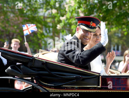Windsor, UK. 19th May 2018. Meghan Markle and Prince Harry during the carriage procession on the Long Walk Credit: Finnbarr Webster/Alamy Live News Stock Photo