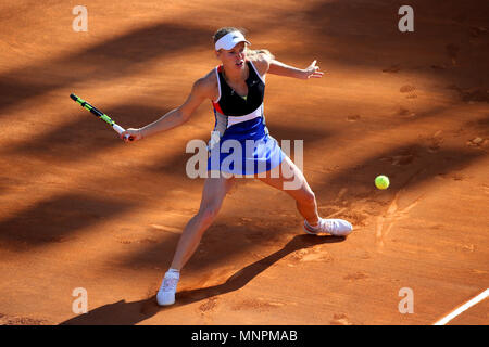 Rome, Italy. 18th May, 2018. 18th May 2018, Foro Italico, Rome, Italy; Italian Open Tennis; Caroline Wozniacki (DEN) in action during her quarter-final lost 6-1, 6-1 against Anett Kontaveit (EST). Credit: Giampiero Sposito/Pacific Press Credit: Giampiero Sposito/Pacific Press/Alamy Live News Stock Photo