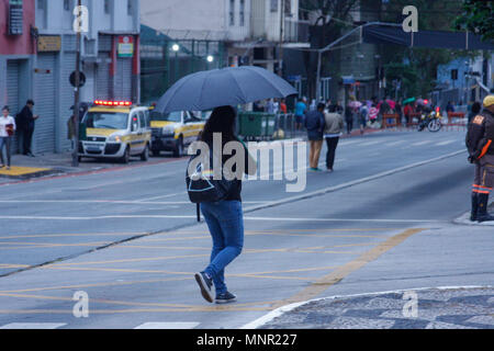 Brazil. 15th May, 2018. Streets closed and heavy traffic at the beginning of the 2 day festival this Saturday. Credit: Niyi Fote/Thenews2/Pacific Press/Alamy Live News Stock Photo