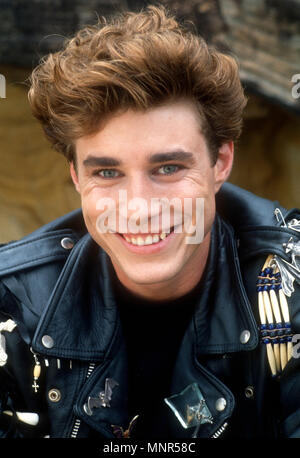 SYDNEY, AUSTRALIA - NOVEMBER 9: (EXCLUSIVE) Actor Jaason Simmons poses during a photo shoot on November 9, 1990 in Sydney, Australia. Photo by Barry King/Alamy Stock Photo Stock Photo