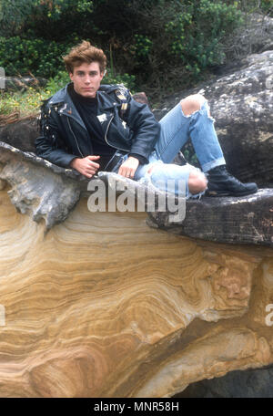 SYDNEY, AUSTRALIA - NOVEMBER 9: (EXCLUSIVE) Actor Jaason Simmons poses during a photo shoot on November 9, 1990 in Sydney, Australia. Photo by Barry King/Alamy Stock Photo Stock Photo