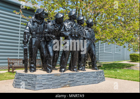 Tank crew memorial statues at Bovington Camp Tank Museum Stock Photo