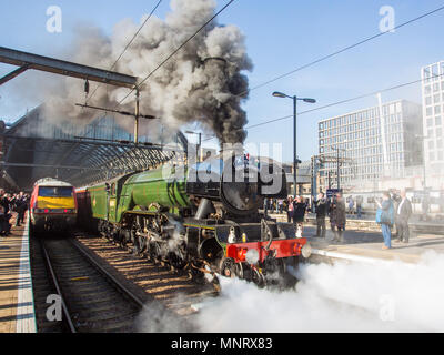 Britain's most famous & iconic steam locomotive, the A3 Class Pacific No. 60103 Flying Scotsman, makes an appearance at London's King's Cross station.  Featuring: Atmosphere, View Where: London, England, United Kingdom When: 19 Apr 2018 Credit: Wheatley/WENN Stock Photo